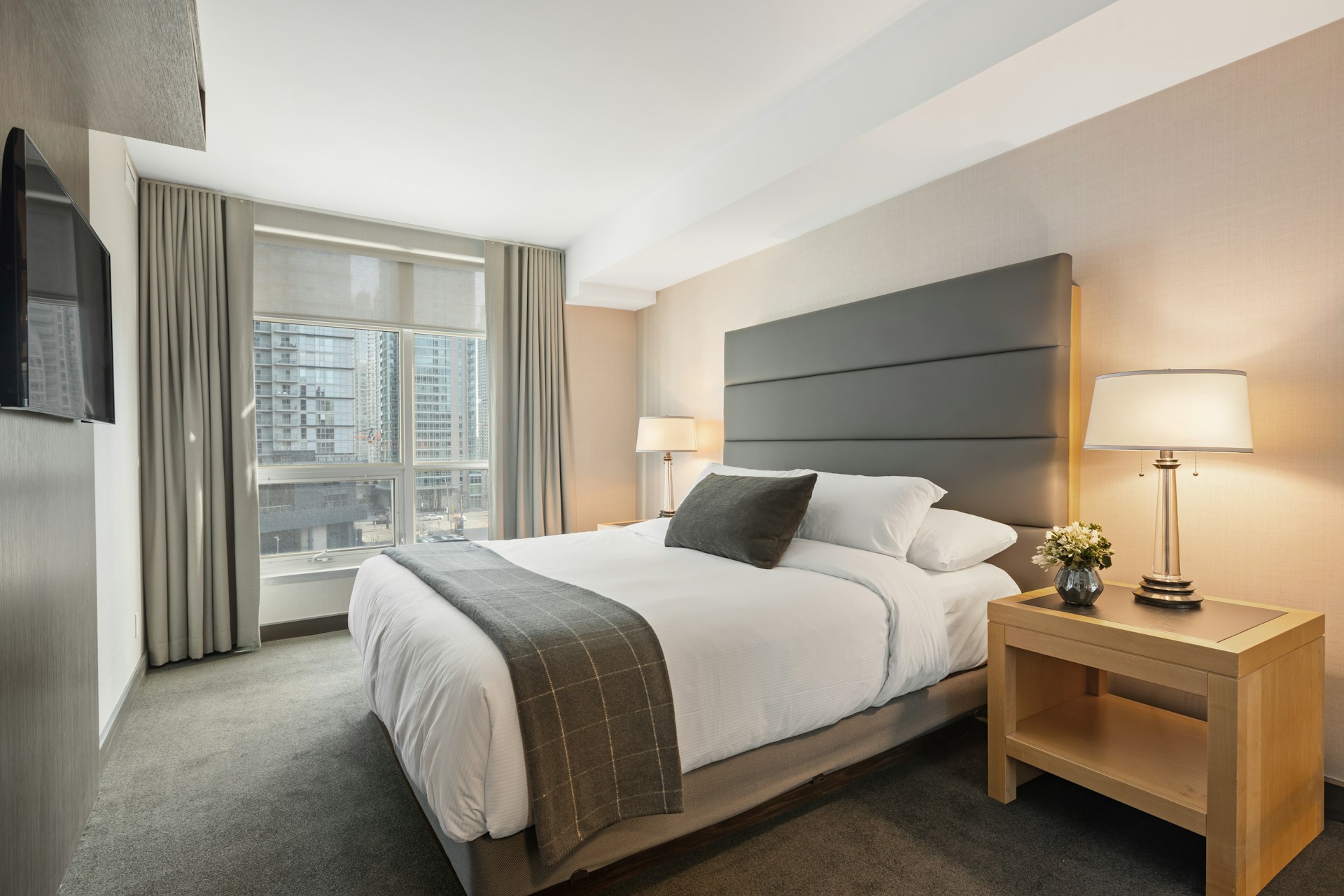 Luxury suite with ocean view at Digital Grand Resort
