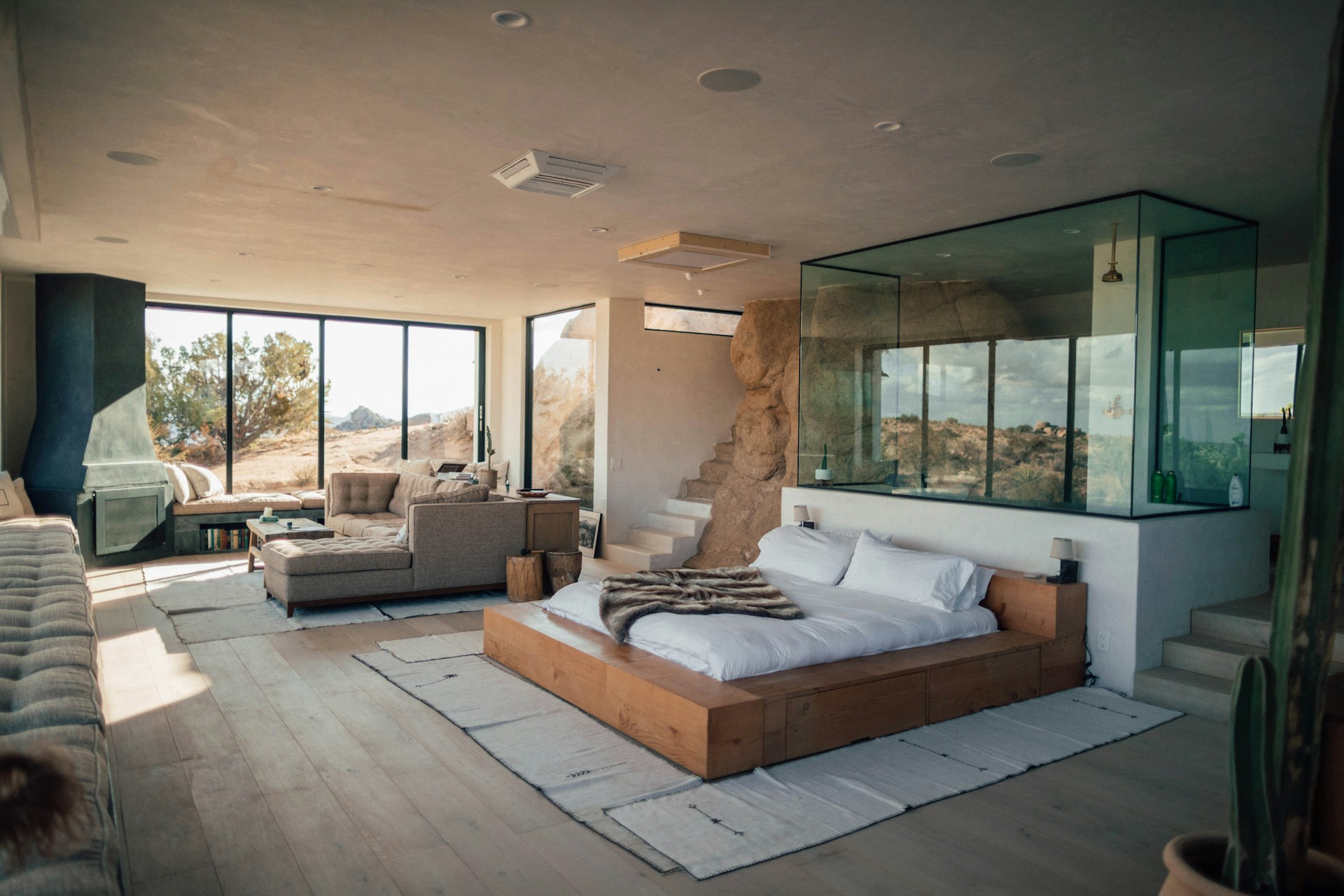 Grand Suite with harbour view at Digital Grand Resort